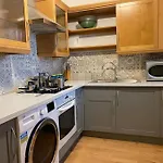 Stunning One B/R Apartment - City Centre